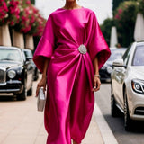 Damen-Maxikleid aus Satin mit Rüschen – Rosarot