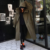 Damen Oversize-Parka mit übergroßer Kapuze und Tunnelzug in der Taille – Olivgrün