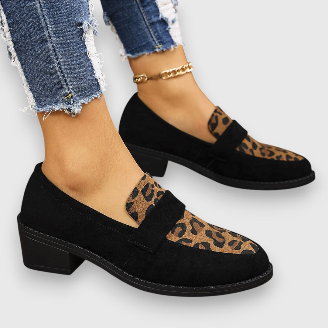 Lucyna – Eleganter Pantoffel mit Leopard Enmuster