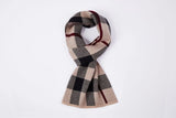 Wollschal | Winddicht und warm für kalte Wintertage – Beige/Graues Quadrat
