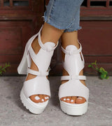 Elestine - skulpturale Plateau-Gladiatorensandalen – Weiß