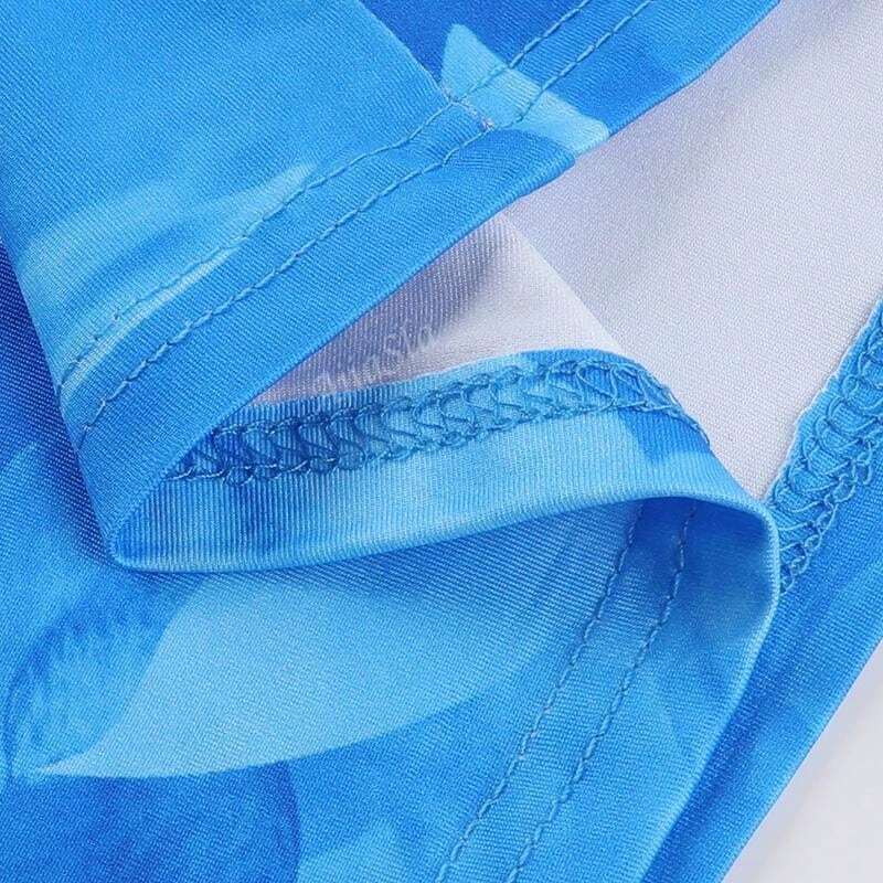 Langes Sommerkleid mit Aquarellprint & Spaghettiträgern