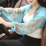Dünner Überwurf-Schal für Damen aus Chiffon mit Paisley-Muster – Himmelblau