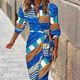 Damen-Wickelkleid mit Print, V-Ausschnitt und Bindegürtel – Blau