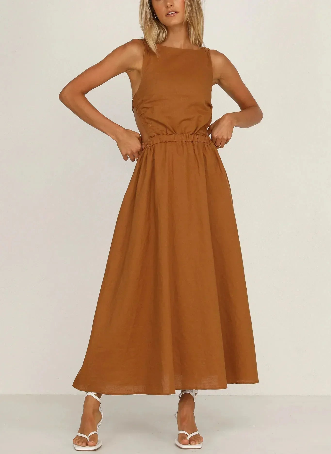 Midikleid mit Seitenschlitzen aus schwarzem Baumwoll-Leinen - Camila