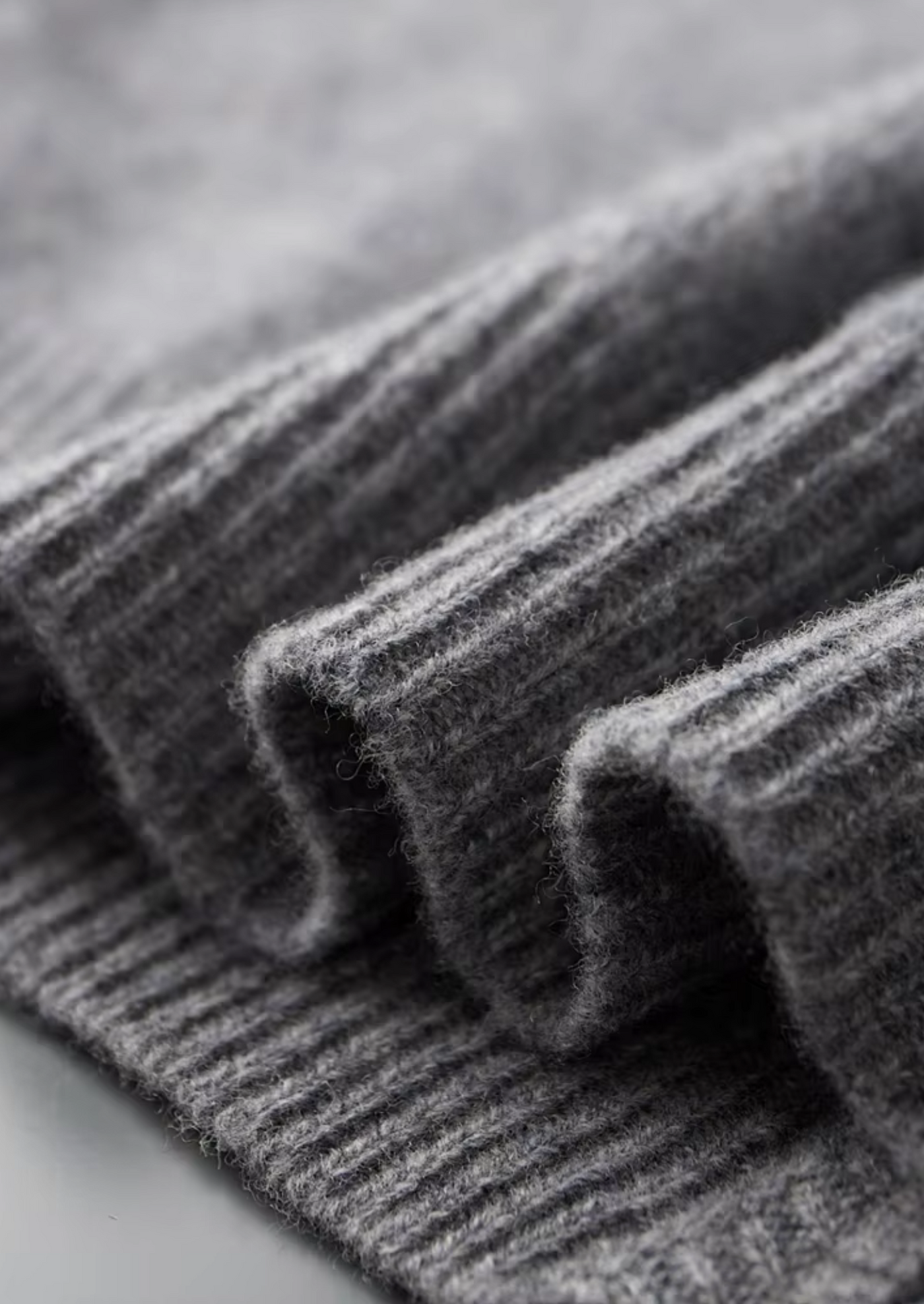 ERIC CARDIGAN MIT REISSVERSCHLUSS