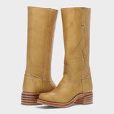 Sienna | Elegante kniehohe Lederstiefel mit Western-Details – Gelb