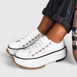 Gudrun | Damen Trendige Sneaker mit Rundspitze – Weiß