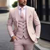 3-teiliger Herrenanzug – Sakko, Weste, Hose, eleganter, formeller, maßgeschneiderter Stil – Rosa