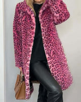Lysandra | Damen Langmantel mit Leopardenmuster – Rosa