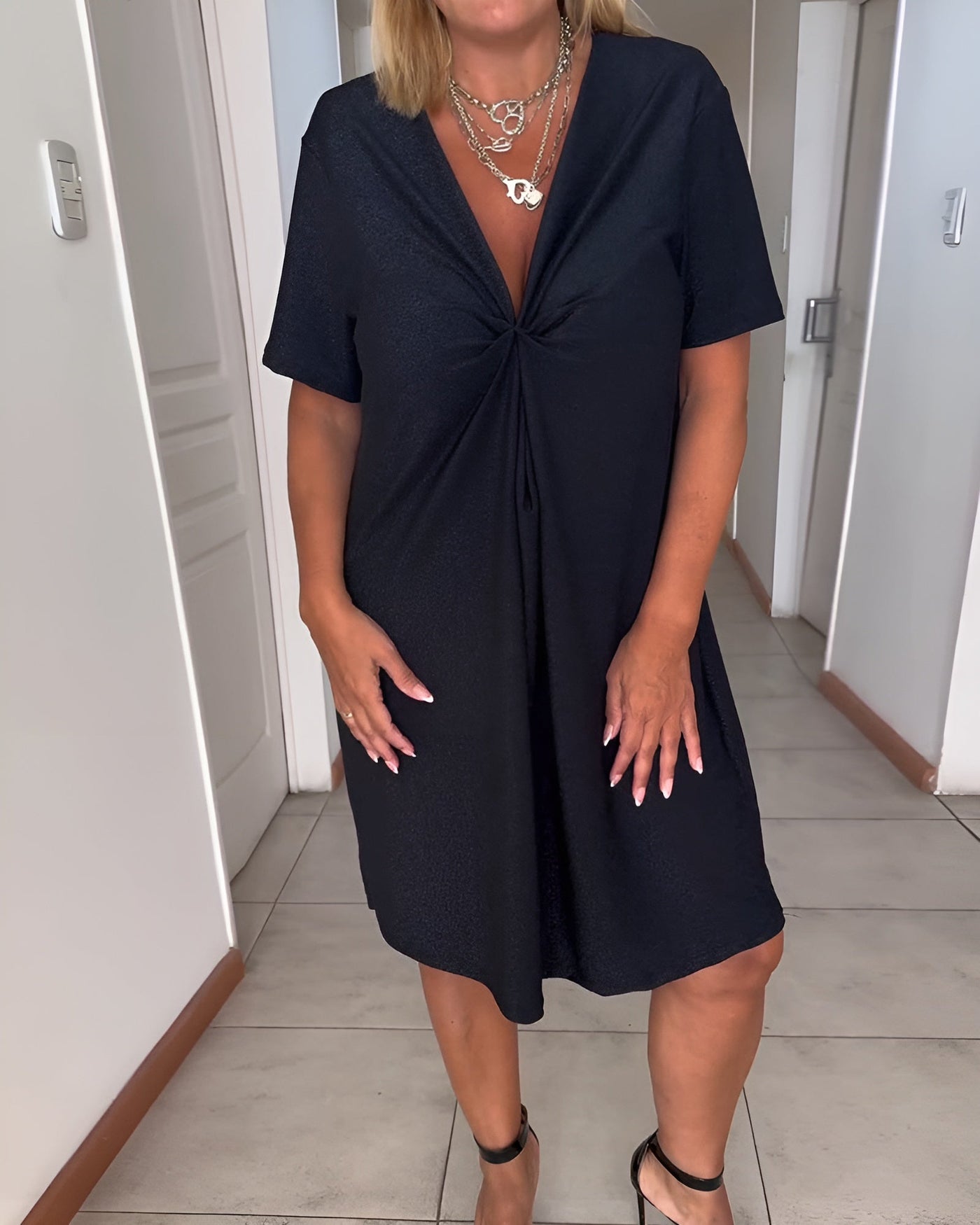 Melina™ Klassische Feminine Anmut