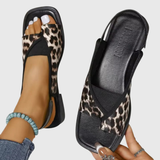 Selina | Damen Kontrast Riemen Flache Sandalen – Leopardenmuster