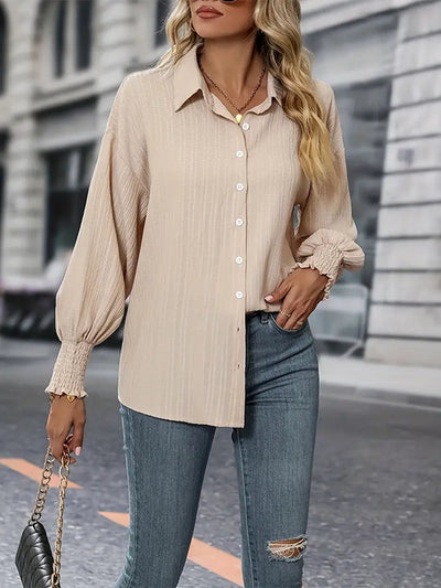 Sandra® | Schlichtes, schlichtes Hemd mit Rüschen