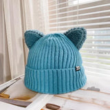 Gestrickte Wintermütze mit Katzenohren von PurrWarm – Blau