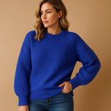 Charlotte | Weicher Damen Strickpullover Mit Zopfmuster-Ärmeln – Blau