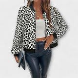 Clara | Stylische Damenjacke im Leo-Design – Weiß