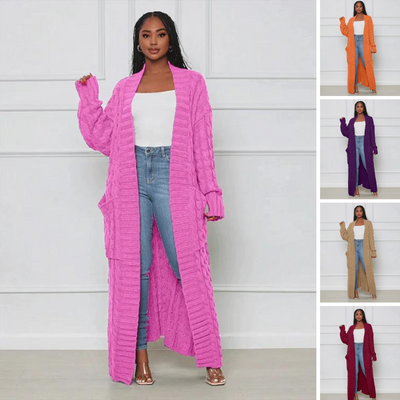 Ines – Langer Strickcardigan mit Zopfmuster