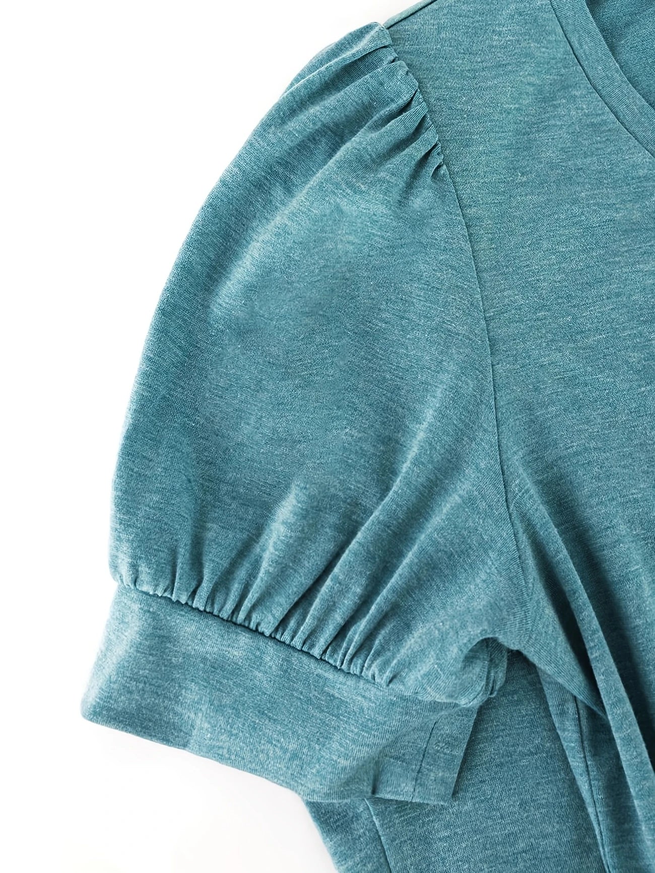 Kizzy – Atmungsaktives T-Hemd Mit Blütenblättern An Den Ärmeln