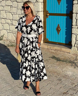 Clara | Modisches Kleid Damen Mode Trend – Schwarz
