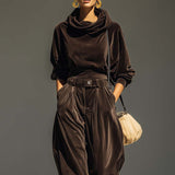 Damen-Set aus Samt-Hoodie und Hose mit Gürtel – Braun