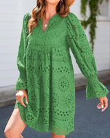 Damen Kleid Mit Spitze Und Schwung – Grun