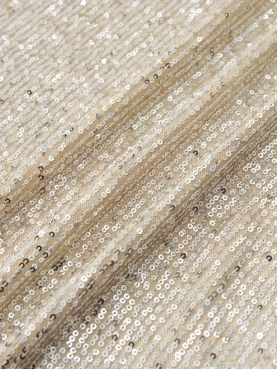 Stilvolles apricotfarbenes Pailletten-Kleid mit V-Ausschnitt und langen Ärmeln für Damen | Ideal für den Sommer