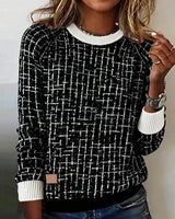 Hanna | Damen Pullover elegant kariert & modern getragen – Schwarz