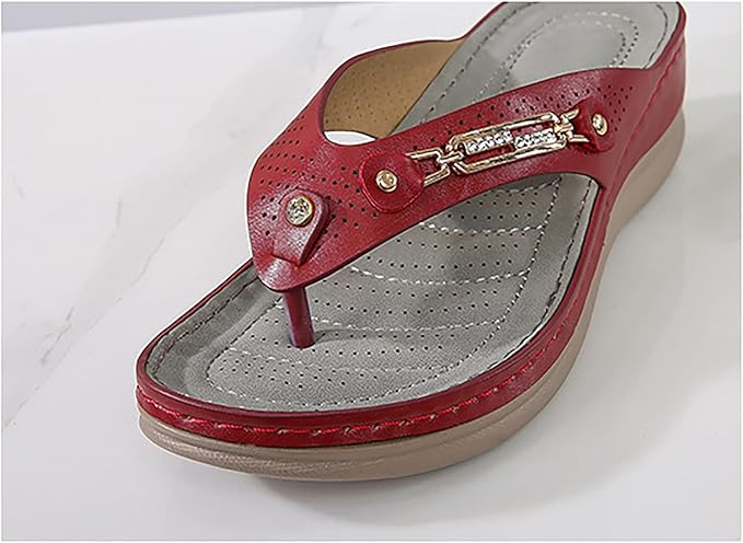 Traudel® | Bequeme Zehentrenner mit Keilabsatz und Zierdetails