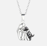 OLIVIA | HALSKETTE AUS 925ER STERLINGSILBER MIT ANHÄNGER IN FORM EINES HUNDES – Silber und Schwarz
