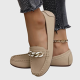 Regine | Damen Kettendetail Slip-On Loafer – Beige