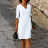 Elvy Sommerkleid mit V-Ausschnitt – Elegant & Figurschmeichelnd – Weiß