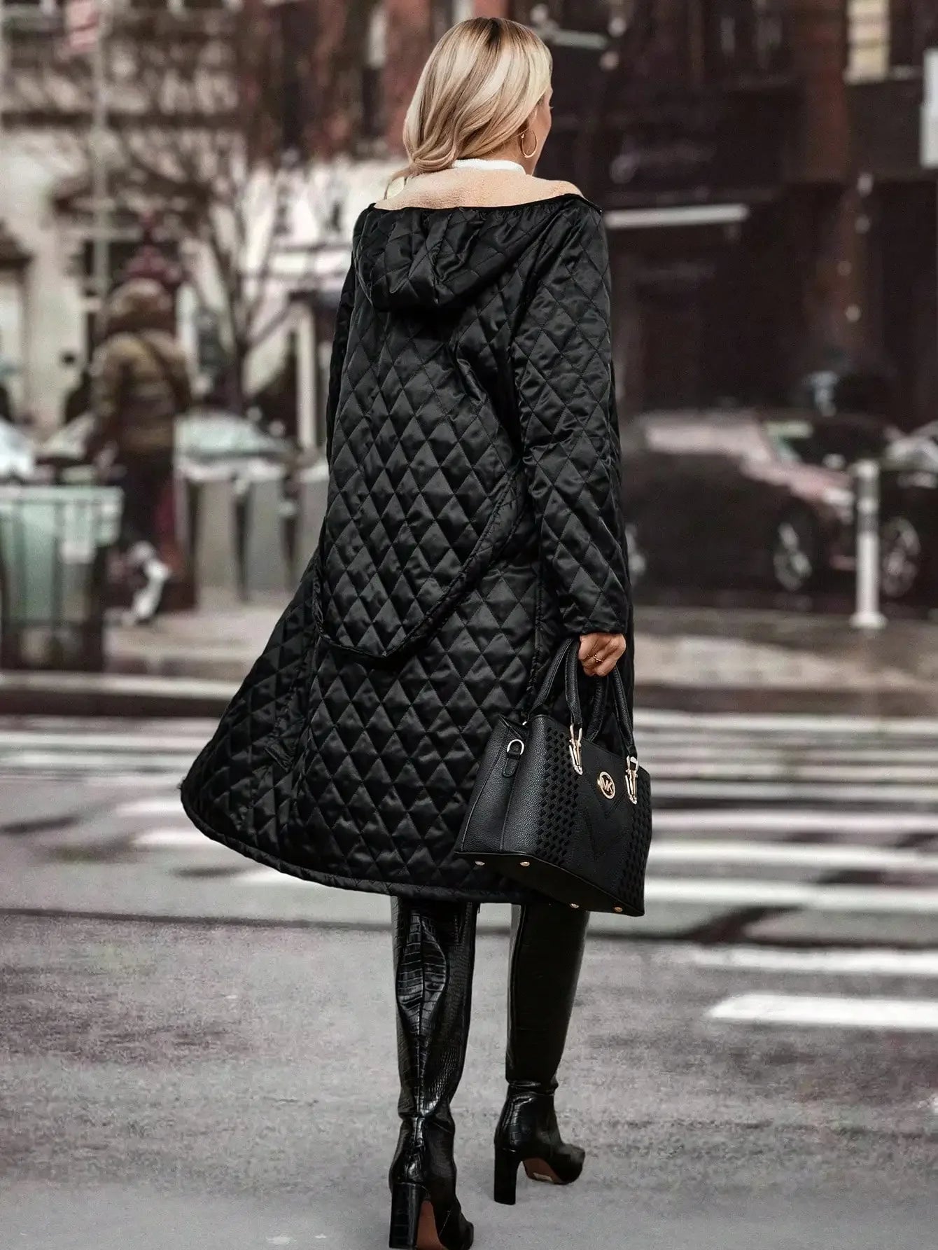 Alina® | Gestepper Kapuzenmantel