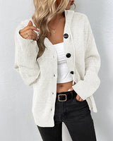 Mia | Damen Kapuzenstrickjacke mit Knöpfen – Weiß