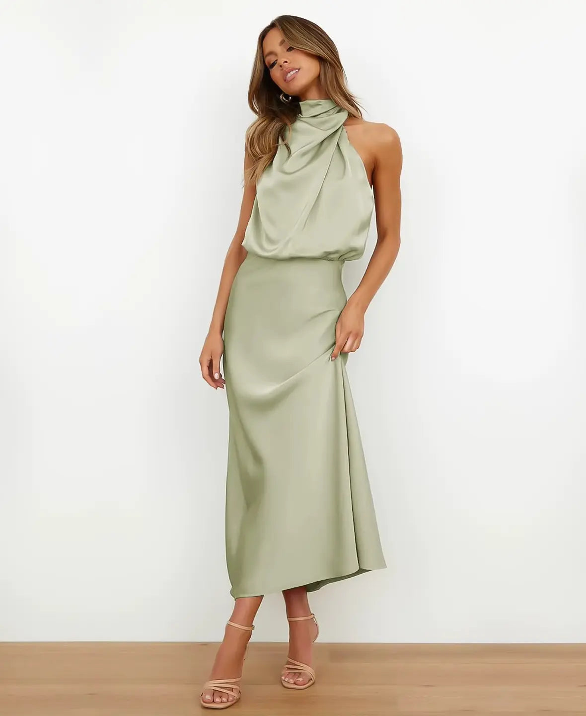 VALE | Agathe – Elegance in a Midi Dress