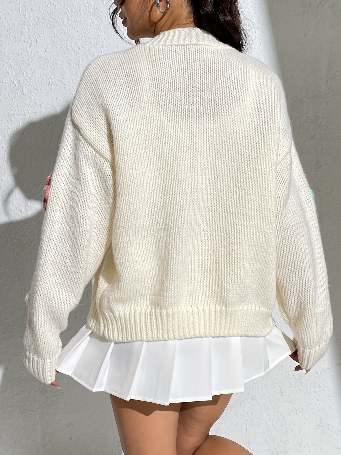 Stylischer Blumenmuster Wollstrick Cardigan für Damen | Ideal für den Winter