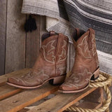 Emma | Damen Stilvolle Cowboy-Stiefel mit Western-Stickerei – Braun