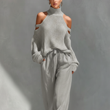 Set aus einem gestrickten Damen-Rollkragenpullover mit Cold-Shoulder-Ausschnitt und einer Hose mit weitem Bein – Grau