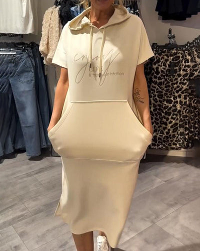 Nadia – Elegantes Kleid Mit Kapuze
