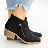 Harriet | Elegante Veloursleder-Stiefeletten mit niedrigem Blockabsatz – Schwarz