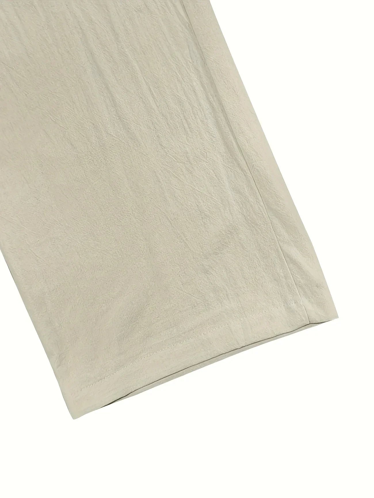 Beslan – Elegante Hose Mit Geradem Bein Und Goldenen Knöpfen