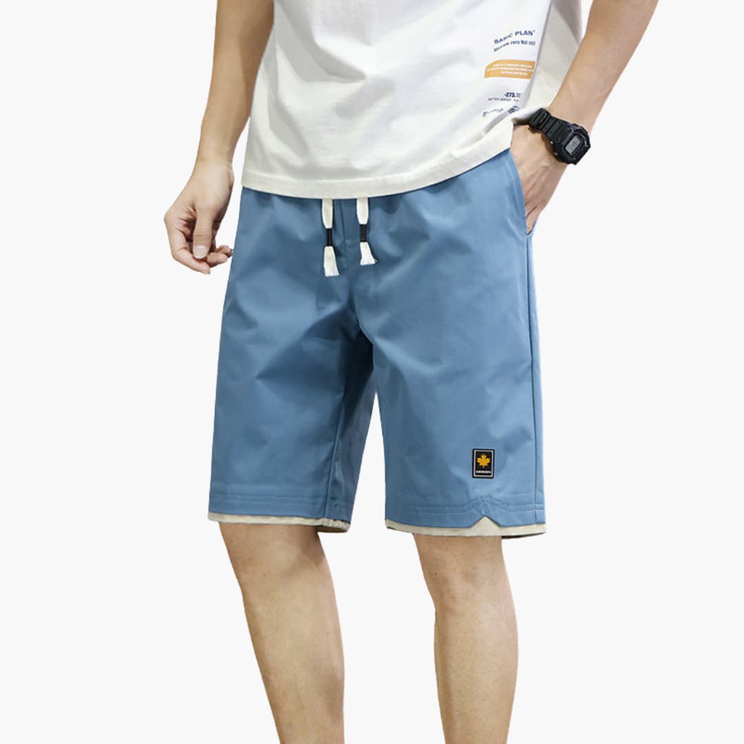 Herren Jogger Shorts mit Kordelzug und kontrastiertem Saum