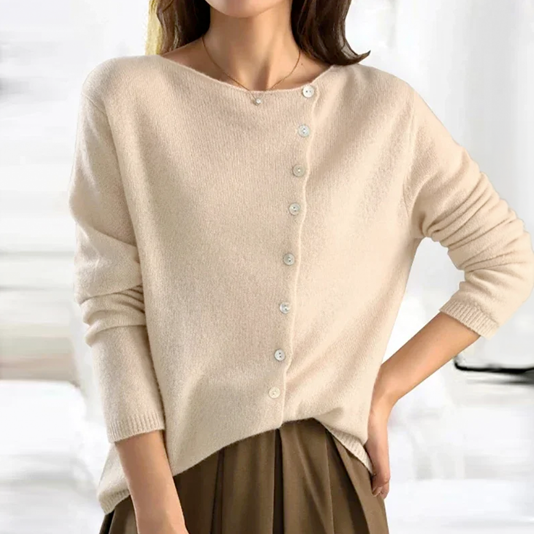 Asymmetrische Strickjacke mit modernem Schnitt