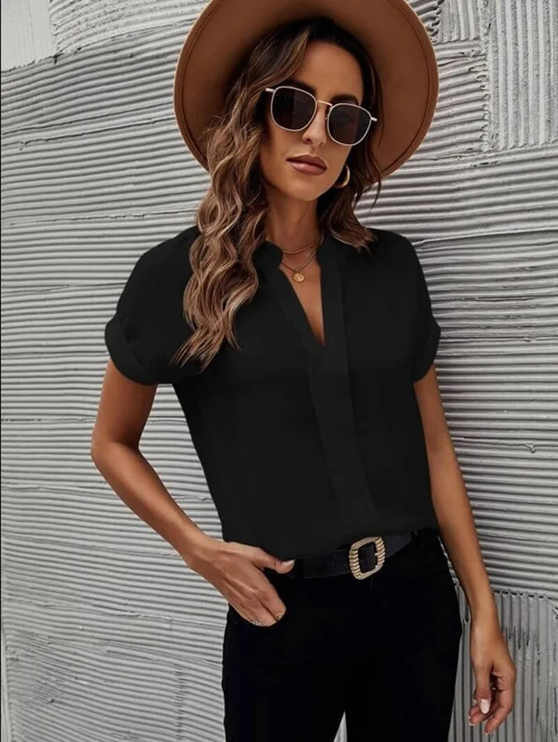 Katia® | Lässige Bluse mit V-Ausschnitt und kurzen Ärmeln