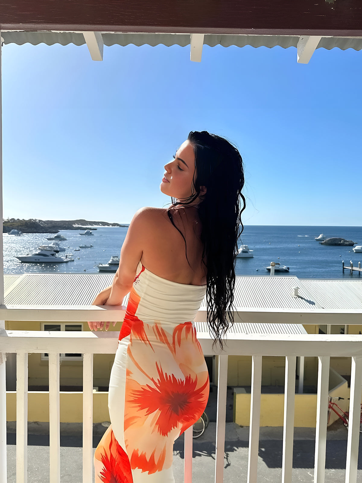 Sara - Langes Röhrenkleid mit Blumendruck für den Urlaub