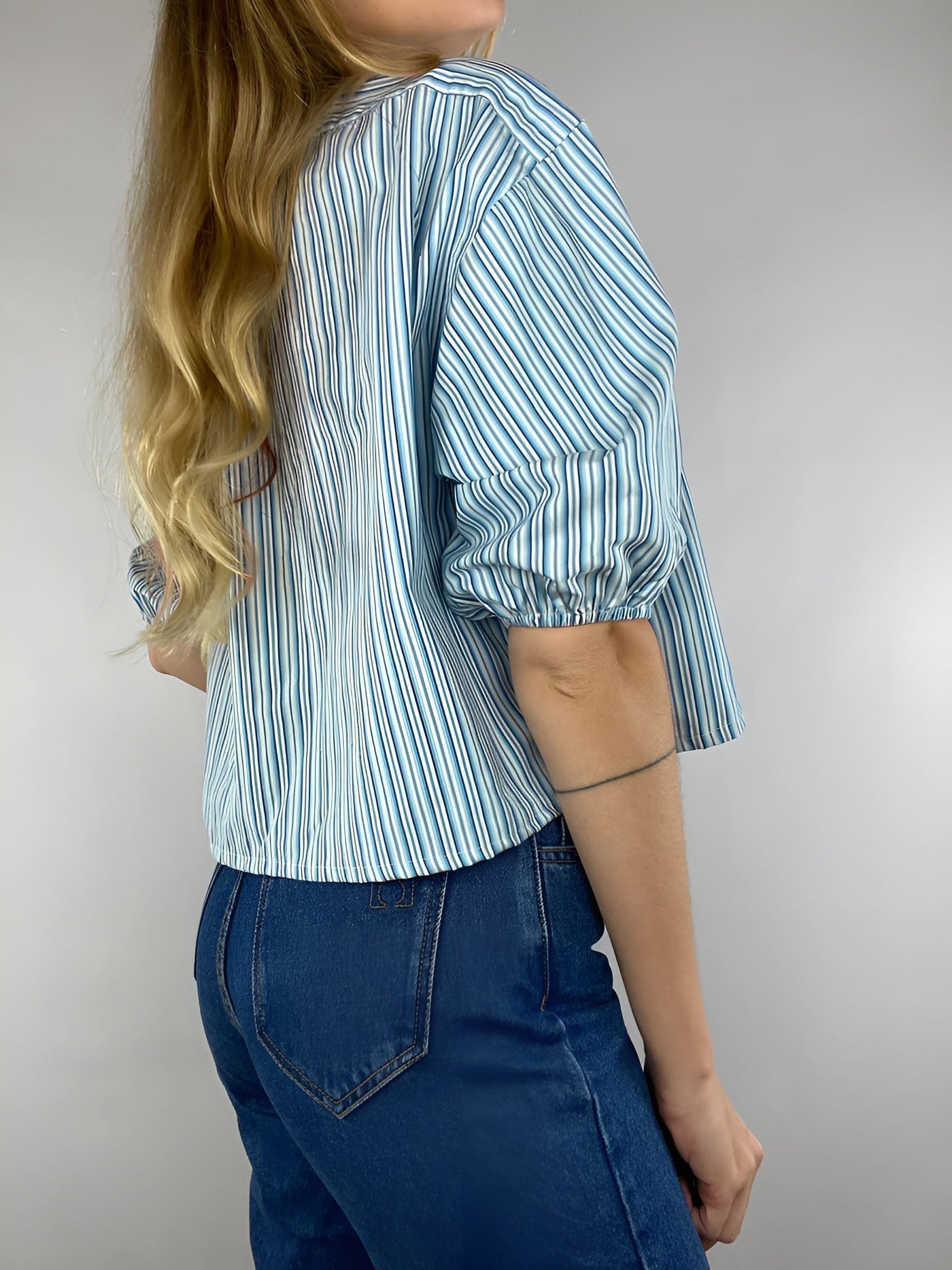 Andresa® | Elegante Bluse mit Bindekragen