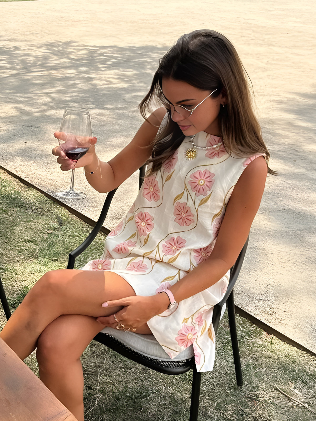 Sommerkleid mit floraler Stickerei – Femininer Boho-Chic