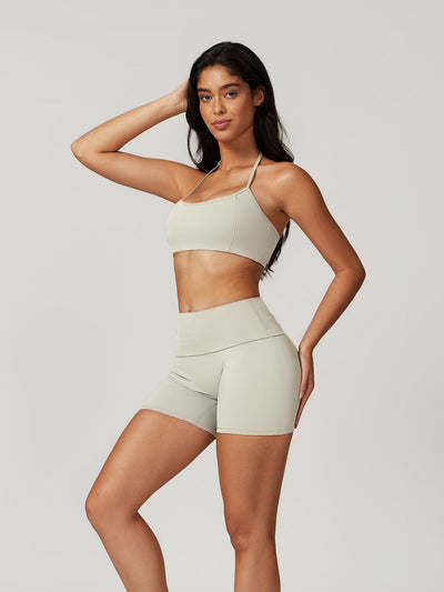 Schnelltrocknendes Damen Sport-Set | Skinny Halter Top & Shorts für Workout