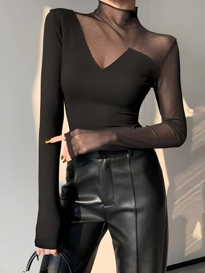 Layla - Asymmetrisches T-Shirt mit transparentem Netzeinsatz