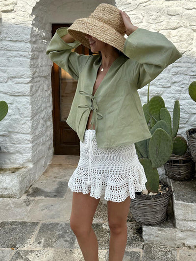 Madelyn - Bluse mit langen Krawattenärmeln in Übergröße