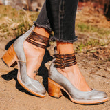 BEQUEME UND ELEGANTE STIEFELETTE – Grau